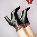 Stivaletti neri con tacco largo in pelle e camoscio